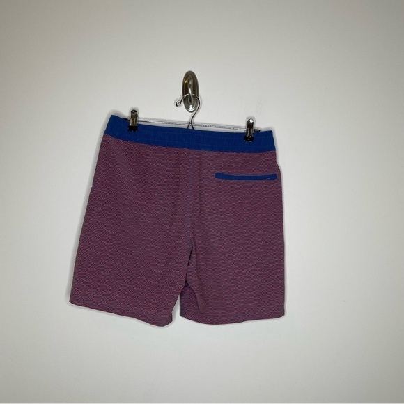 Fair Harbor The Nautilus Boardshort Red Waves Unlined 8" Size 30 - Picture 5 of 6